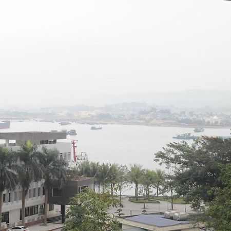 Hoang Yen Guesthouse Hạ Long Exterior foto